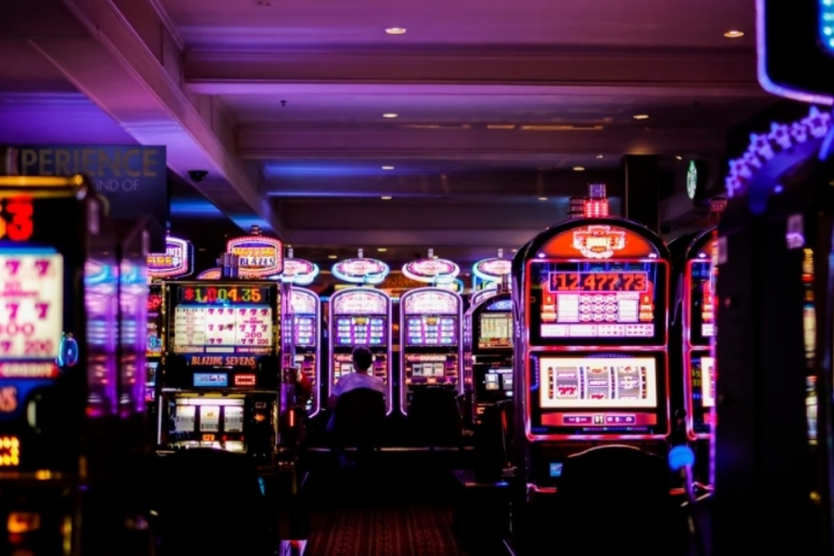 The Rise of Online Casinos: Revolutionizing Modern Gambling